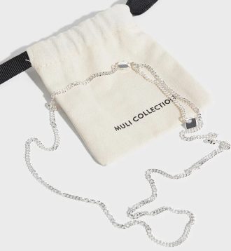 Minimalist silver chain necklace